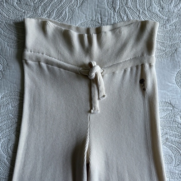 The Good Alma - Clary Sage Organic Cotton Lounge Waffle Pants - Cream - Picture 5 of 13